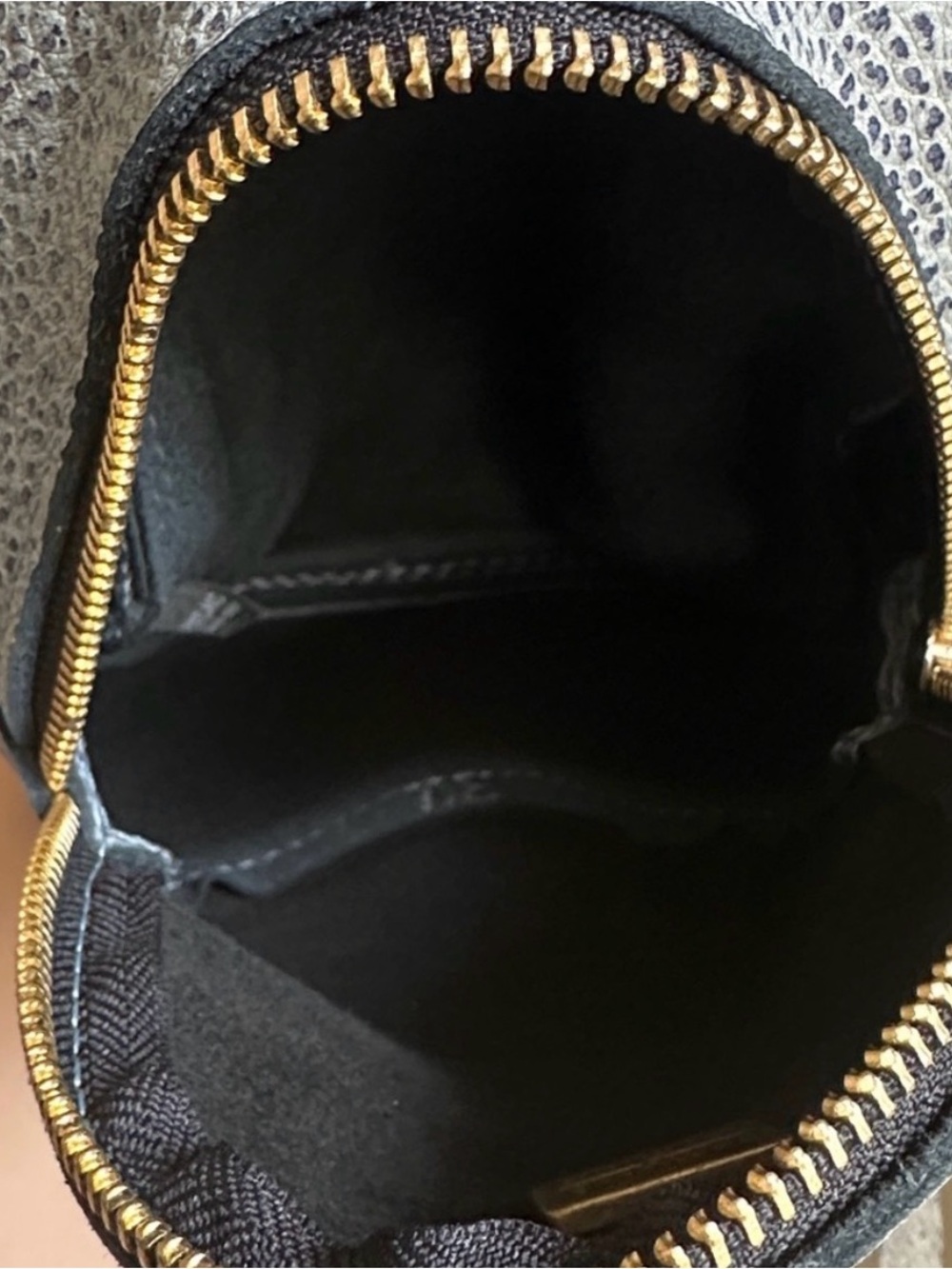 Portland Leather Goods Fog Sydney Sling - Picture 9 of 10